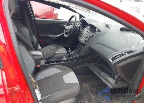 2017 Ford Focus St from USA, damaged, VIN 1FADP3L91HL328052